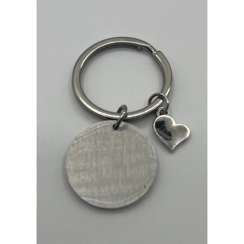 Cant Wait to Meet You Grandma Keychain Silver Tone Pregnancy Announcement Gift